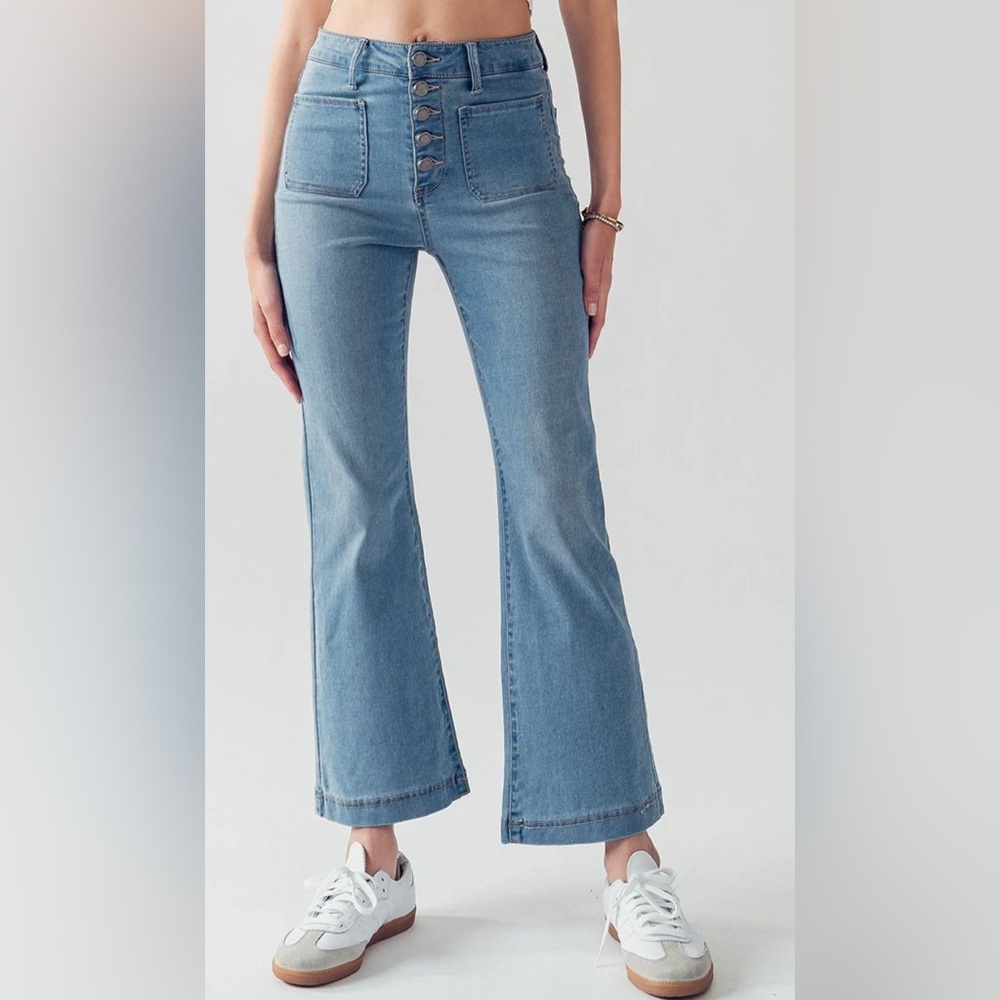 Sz L women kick flare denim pants New no tags